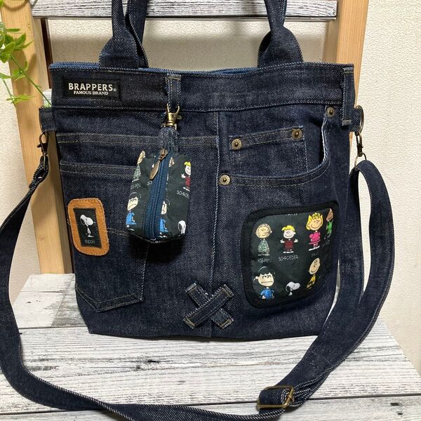 トートバッグ デニムリメイク ハンドメイド 肩掛け ショルダーベルト付き ★とても可愛い★