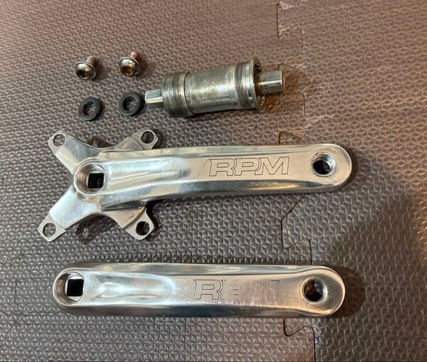 RPM 170mm クランク シルバー CY2F ボトムブラケット付き RPM BB-7420