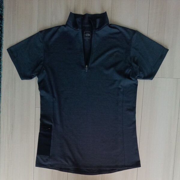 THE NORTH FACE Tシャツ