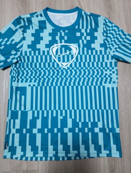 NIKE ナイキ Tシャツ 半袖 L S 総柄 半袖Tシャツ ボーダー きかsize-XL