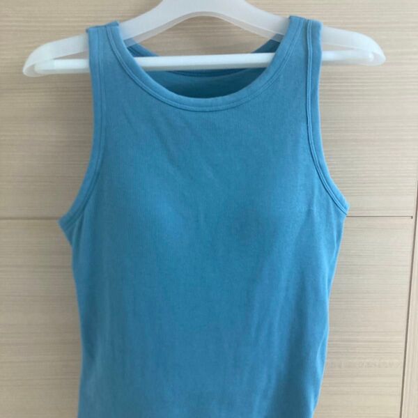 タンクトップ L ブルー UNIQLO ユニクロ アメリカンノースリーブ リブ ブルー