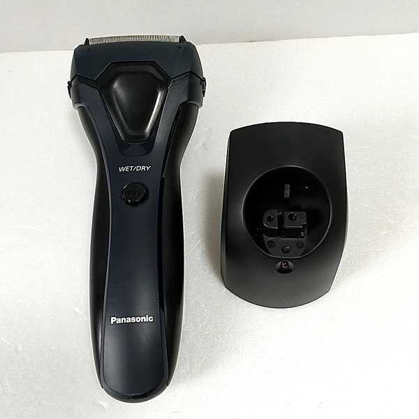 【即決 送料無料】パナソニック/Panasoinic 電気シェーバー ES-RL15 充電器付き 動作OK 髭剃り メンズ