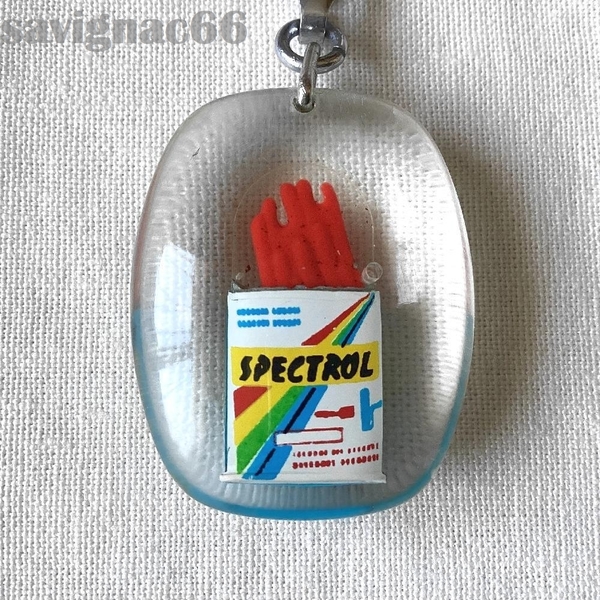 60年代 フレンチキーホルダー ブルボン SPECTROL 赤 ペンキ ペイント 塗料 ★ 60s フランス vintage アンティーク 当時物 レトロ 画材 雑貨