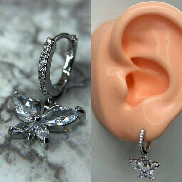 【新品】フープ ピアス バタフライ 蝶々 クリア ホワイトシルバー ジルコニア ダイア 片耳 18g 韓国 かわいい