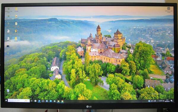 ☆即決、送料無料☆LG 27UL550-W 27型 4K(3840×2160) 液晶ディスプレイ HDR対応 モニタ IPSパネル採用 2020/08製造
