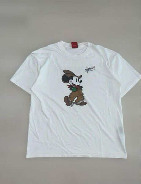 ☆即完売☆ ディズニーヴィンテージ ミッキー Tシャツ ホワイト 半袖 クルーネック トップス カットソー ホワイト 半袖Tシャツ 白
