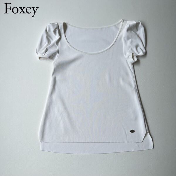 良品 FOXEY NEW YORK フォクシーニューヨーク ニット セーター シューフルール パフスリーブ ロゴプレート トップス 38 レディース