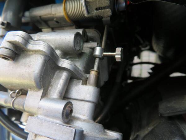 FCR加速ポンプ吐出調整ノブ- V-MAX SRなど シングル ツインFCRに最適