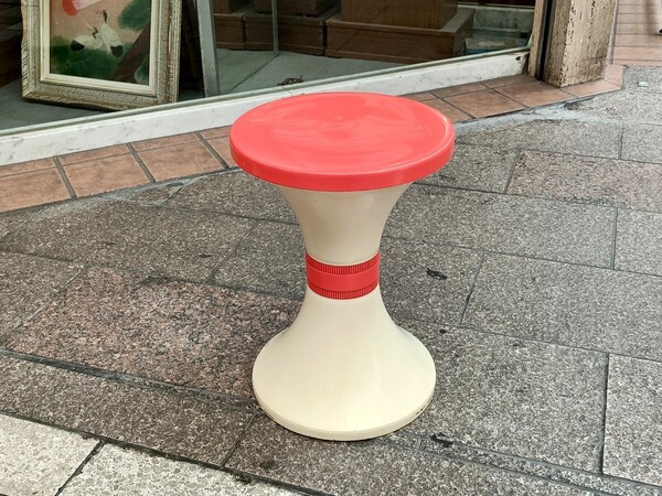 1514 昭和レトロ ピンク プラスチックスツール/スツール/椅子/チェア/レトロ/収納/アンティーク/ヴィンテージ/古道具/古家具/店舗什器