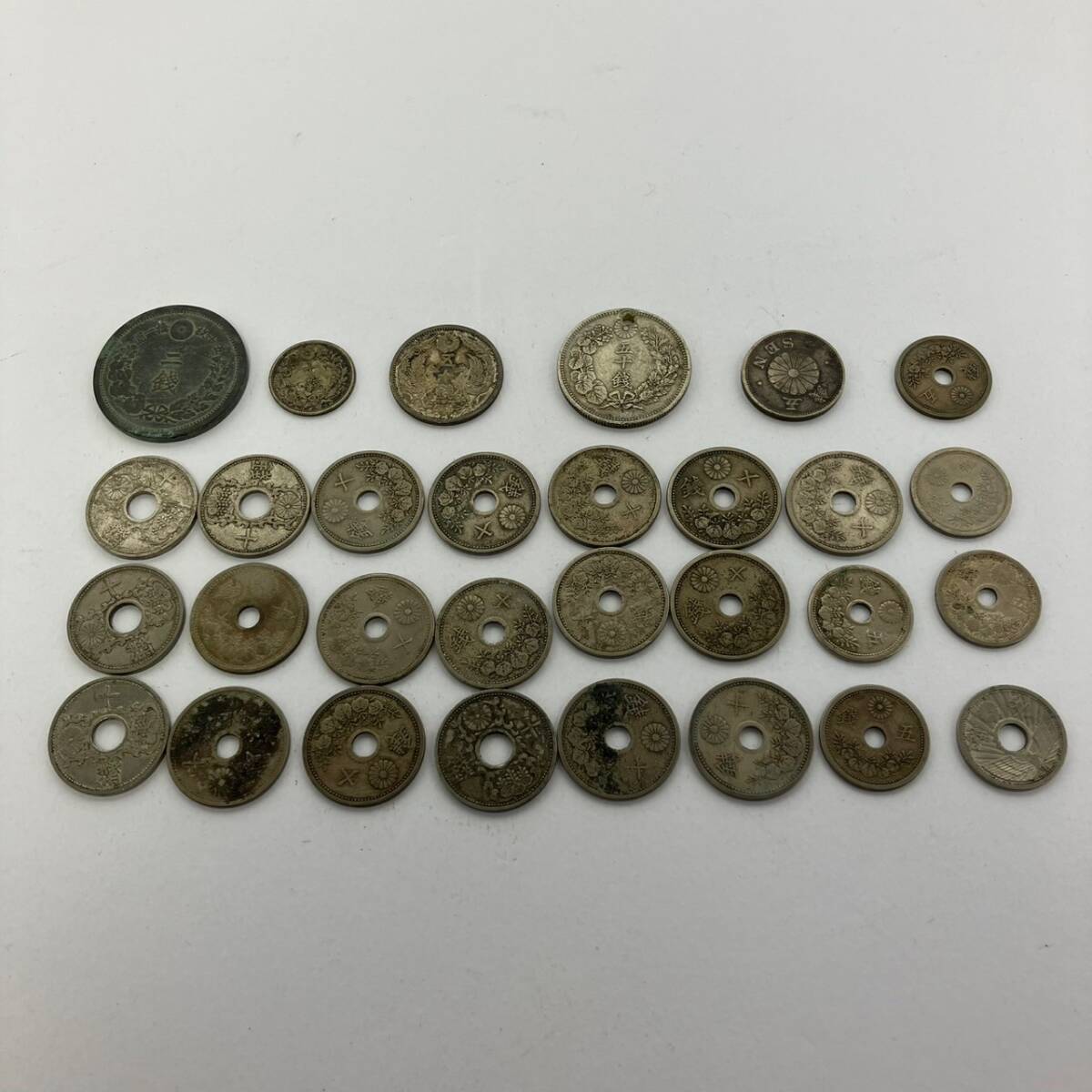 古銭 まとめ売り  外貨あり 古銭まとめ売りのフリマアイテム一覧
