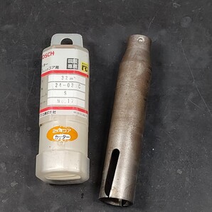 中古品 ボッシュ BOSCH 2×4材 サイディング用 コアドリル カッター 24-32C