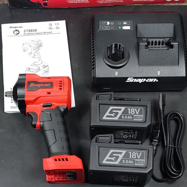 未使用品 スナップオン Snap-on 18V 3/8” モンスターリチウム スタッビー コードレスインパクトレンチ CT9038J2 充電式