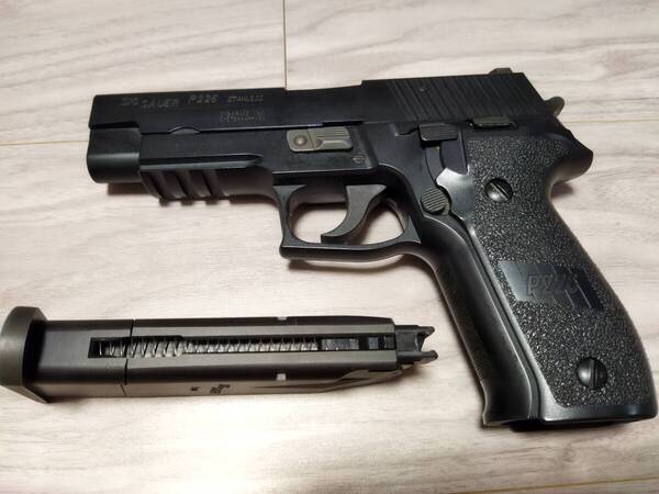 マルイ ジグザウエル P226 レイル ガスブローバック