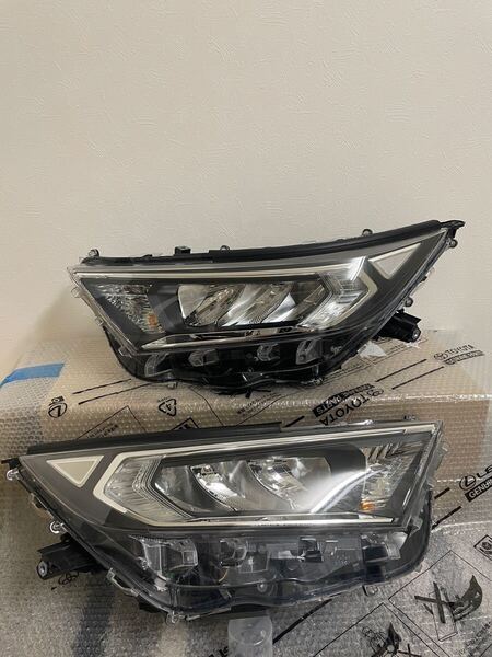 極上品 RAV4 MXAA54 STANLEY42-87 打刻A 左右セット コンピューター付き