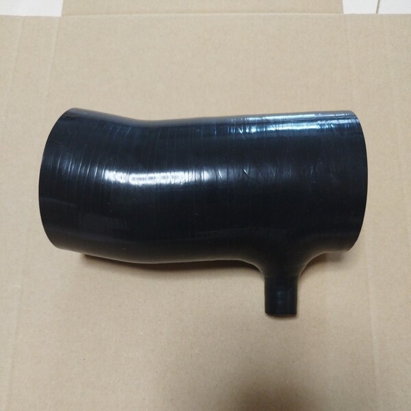 黒 インテークサクションキット マツダ アクセラ(BMEFS) アテンザ(GJEFP/GJEFW) CX-5(KEEFW/KEEAW)用 MBM961同寸法 口径約69mm 2.0L車
