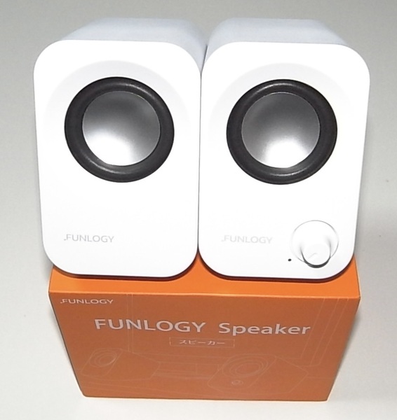 送料無料 FUNLOGY Speaker PCスピーカー VGP2024受賞 総合14W ステレオスピーカー パソコン USB給電 重低音 AUX 3.5mmピン入力 ホワイト