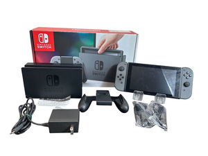 10227-01★1円~/任天堂/Nintendo/Nintendo Switch/本体/HAC-001/グレー/初期化済/正箱/セーフティガイド/ソフト/ドラゴンクエストⅢ★