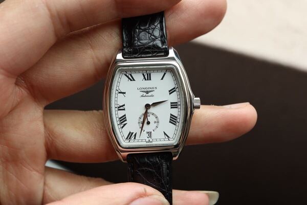 Longines ロンジン メンズ腕時計 自動巻き l4.682.4