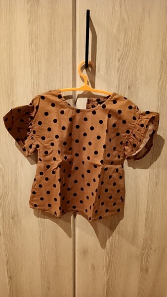 美品 futa futa 95センチ ブラウス 半袖Tシャツ ベビー子供服 お出かけ 洗い替え フリル 女の子