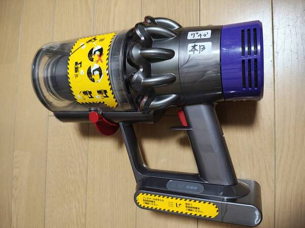 ダイソン★コードレス掃除機★V10本体★SV12★バッテリー新品と大差なし★13