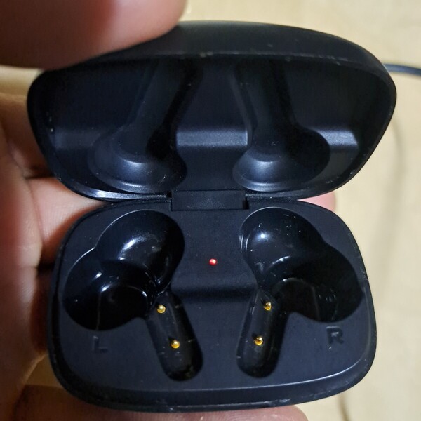FreeFly S26 ワイヤレスイヤホン ケースのみ 充電器 充電ケースのみ