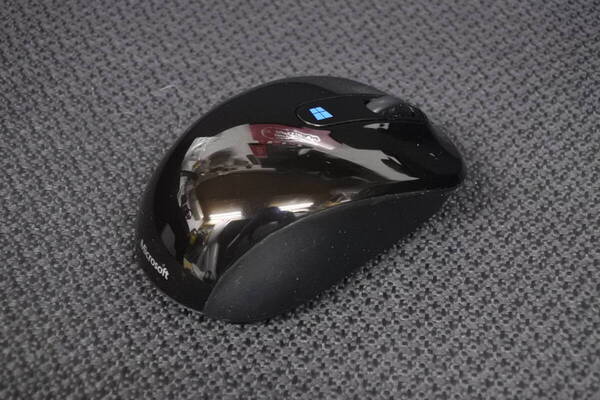★Microsoft/マイクロソフト ワイヤレス モバイル マウス Model 1569 レシーバー付★