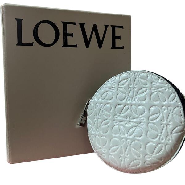 美品 LOEWE ロエベ コインケース 小銭入れ リピートアナグラム レザー 丸型 円型 クッキー 総柄 ロゴ ホワイト 白色