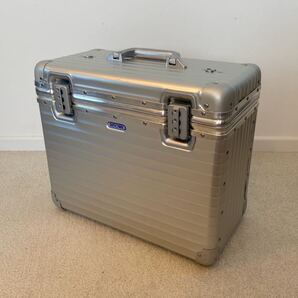 廃盤 RIMOWA 950.44トパーズ パイロットケース 31L ヴィンテージ アルミニウム Made in Germany