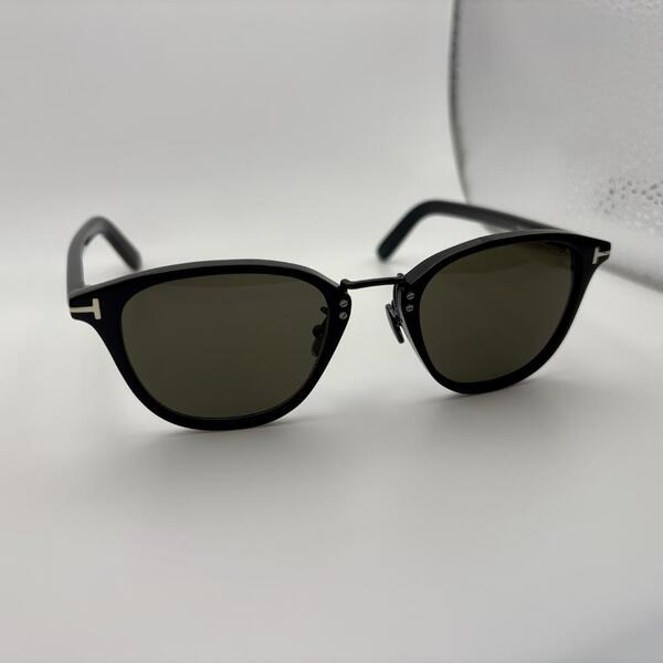 TOM FORD トムフォード サングラス アイウェア TF1049-D 01A クラブマスター型 ブラック グレー