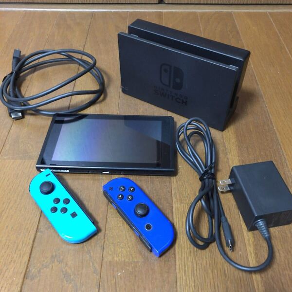 NINTENDO SWITCH 本体 Joy-Con スイッチ 充電器 純正 即決 送料込み 送料無料 任天堂 ニンテンドースイッチ すぐに遊べるセット