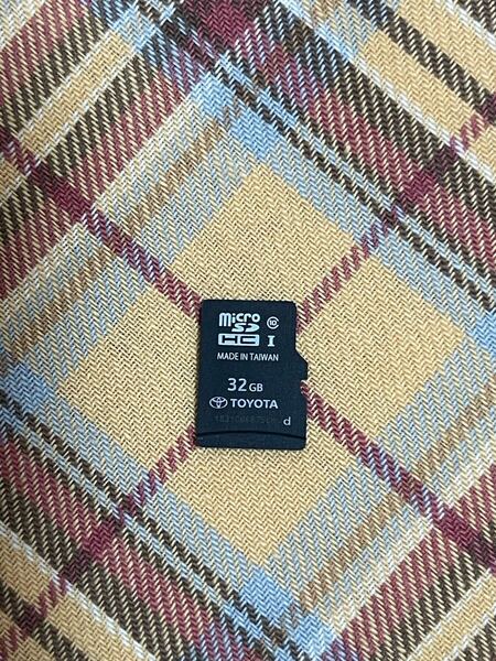 トヨタ 純正ナビ NSZN-Z68T 08675-0AV41 2022年春 動作確認済みです。