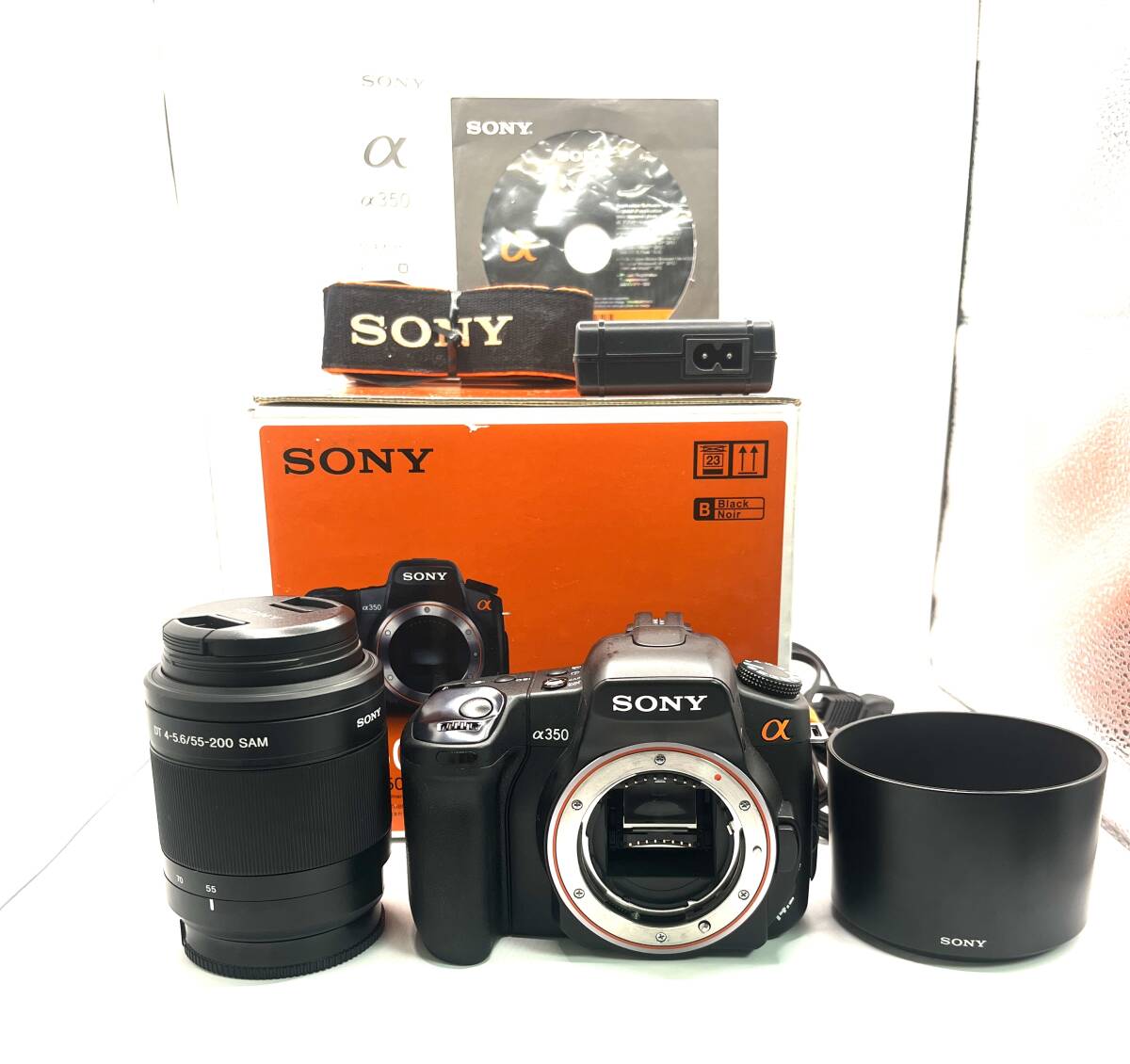 SONY α350 レンズ付き デジタル一眼レフカメラ バッテリー/充電器付き Yahoo!オークション -「α350 充電器」の落札相場・落札価格