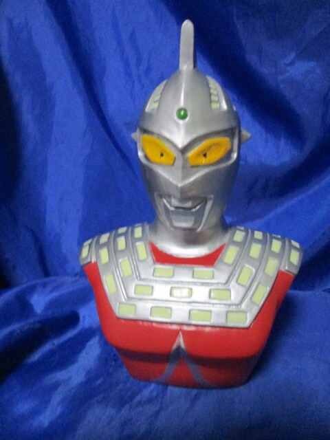 Yahoo!オークション - 734/ ウルトラマン ウルトラセブン 貯金箱