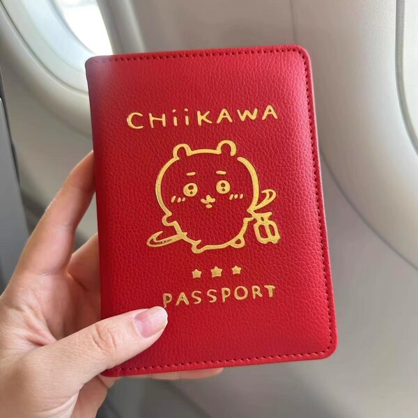 ちいかわ パスポートケース レッド