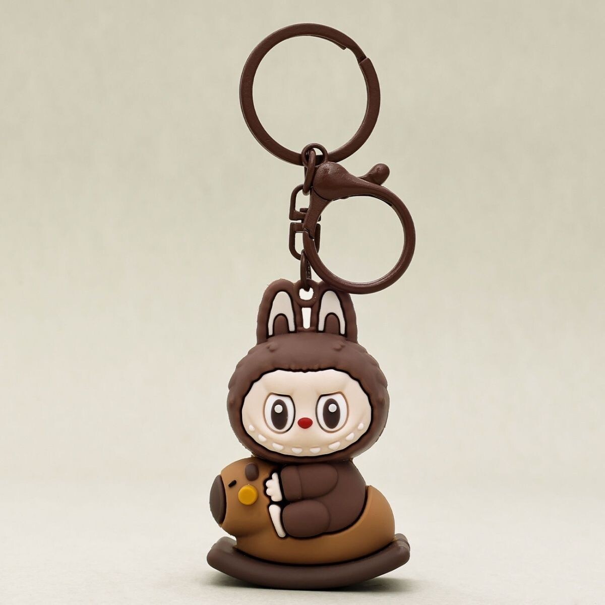 新着中国大人気ラブブホルダーToffee Labubu正品ラブブ - メルカリ