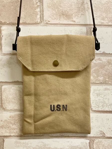 USNハンドメイドサコッシュ ミリタリーバッグ ミリタリーポーチ フライトジャケット アウトドア サバゲー キャンプ バイク