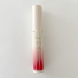 パラドゥ リキッドティントリップ RD01 フィグ:花の蜜をぎゅっと集めた黒イチジクをイメージ ブラウン味のあるこっくりダークなレッド系