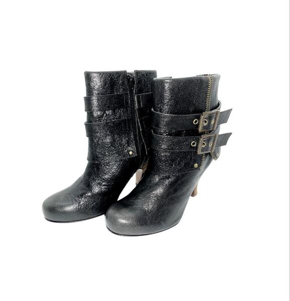 【BARCLAY】シボ革ショートブーツ☆ベルト☆23.5cm☆バークレー☆黒☆ブラック☆レディース革靴☆レザー☆ヒール