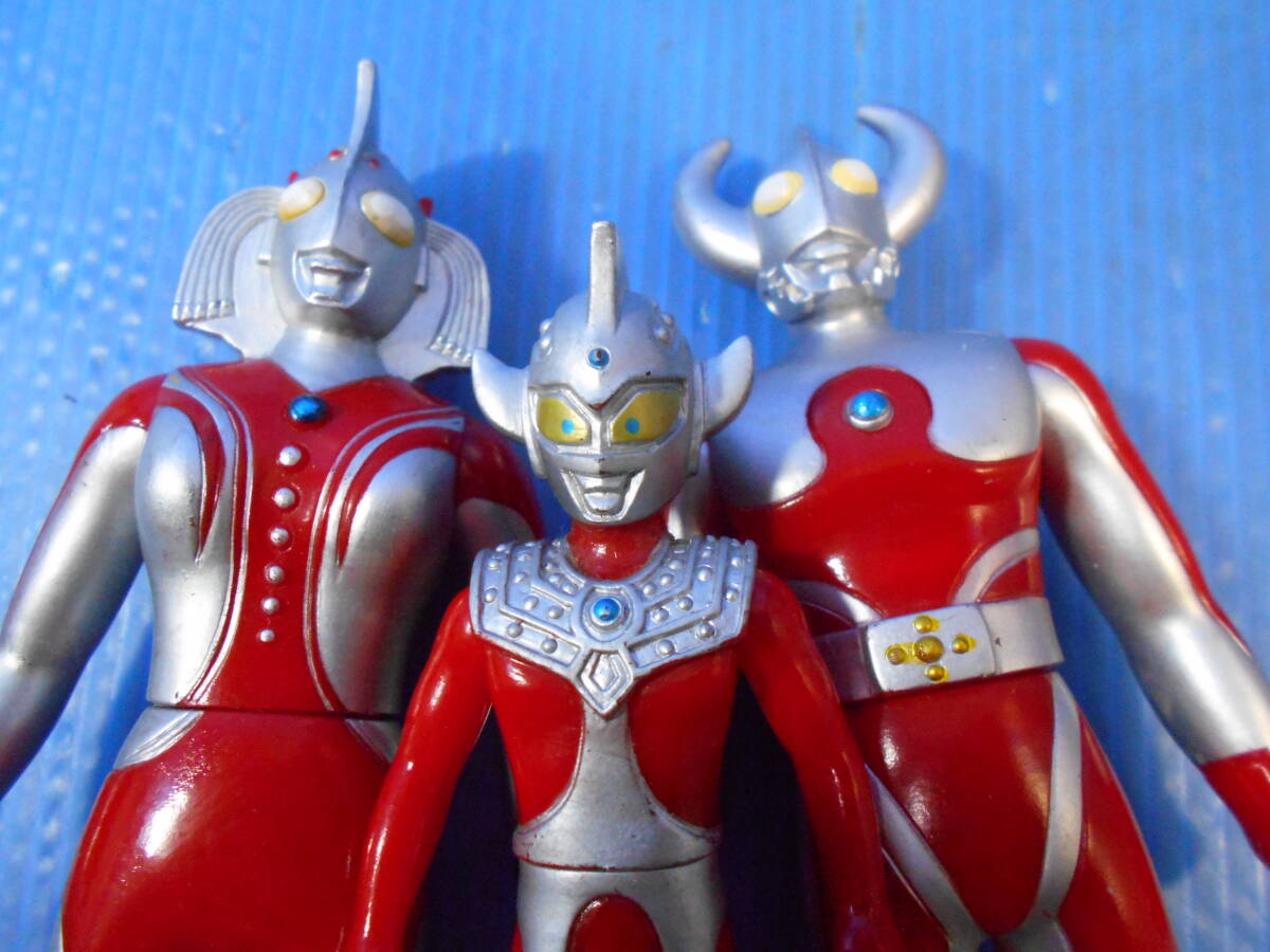 Yahoo!オークション -「ウルトラの母 ソフビ」の落札相場・落札価格