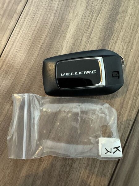 トヨタ 30ヴェルファイア 6ボタン 純正スマートキー 美品