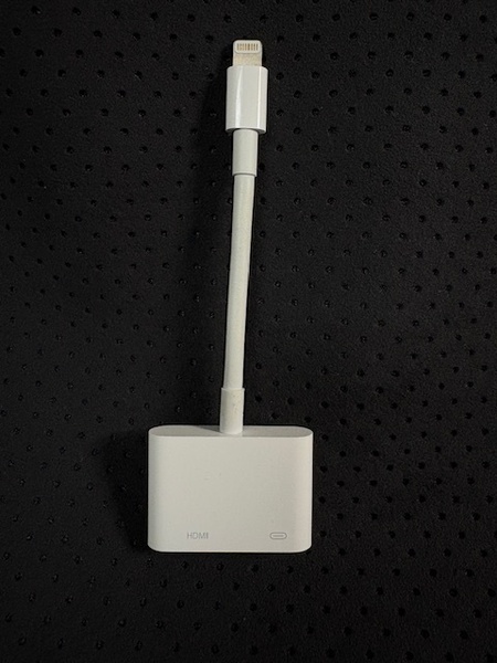 ◆iPhone Lightning(ライトニング) HDMI 変換アダプタ(A1438) Apple(アップル)正規品(純正)中古