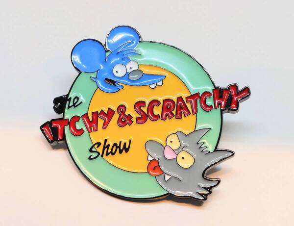 送料無料 ザ・シンプソンズ イッチー&スクラッチー ピンブローチ ピンズ PINS バッジ バッヂ アメリカン雑貨 スマアク
