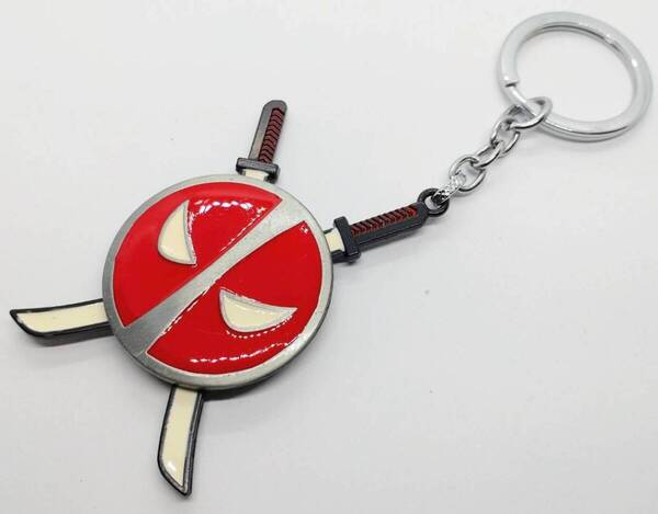 送料無料 デッドプール 刀 回転 Aシルバー アメコミ キーリング キーホルダー アメリカン雑貨 スマアク