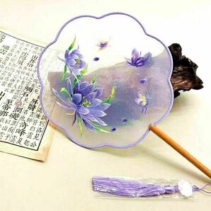 高級団扇 うちわ 両面刺 シルク素材 上品手芸 中国伝統刺繍 紫蓮 パープル