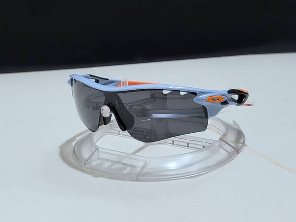 新品 偏光レンズ付き OAKLEY RADARLOCK PATH オークリー レーダーロック パス ポラライズド POLARIZED カスタム サングラス OO9206-8438