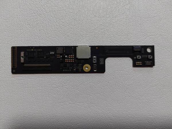 ★動作確認済み★Macbook Air 2022 13インチA2681 M2用トラックパッド キーボード コネクタ 820-02862-A