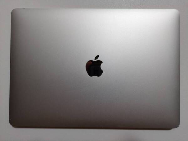 ★動作確認済★Macbook Pro Retina 2018 2019 2020 13インチA1989 A2159 A2289 A2251 用液晶画面トップカバー(シルバー色) ③