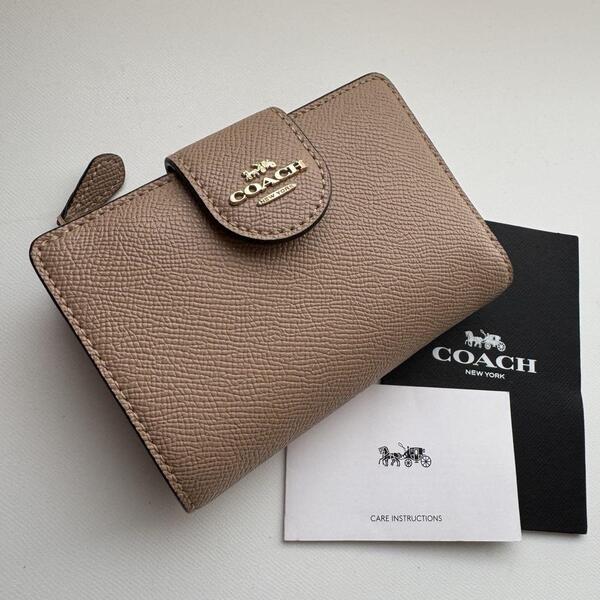 【極上美品】 901 COACH コーチ 2つ折り財布