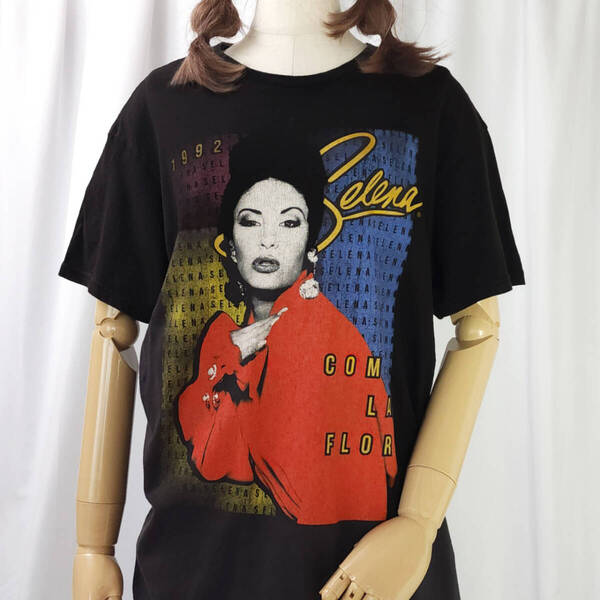 90s used Mサイズ SELENA セレーナ キンタニーヤ プリントTシャツ 半袖 黒(ブラック)系 古着 アーティスト フォトプリント 人物 アメカジ