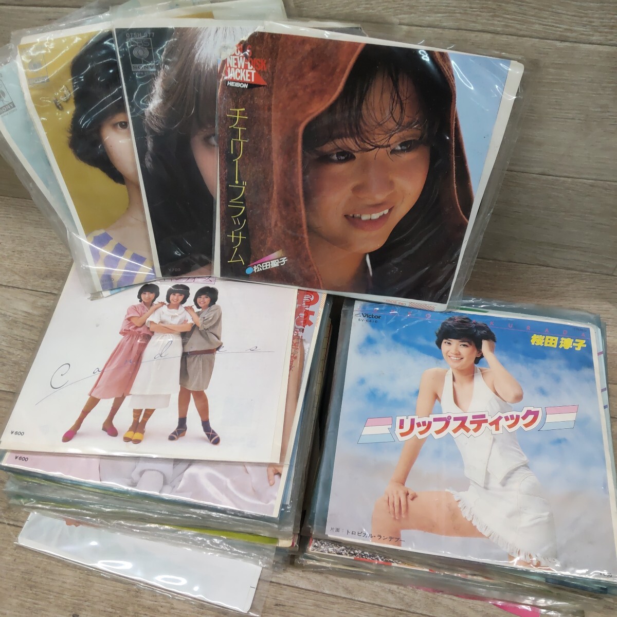Yahoo!オークション -「山口百恵 レコード」の落札相場・落札価格